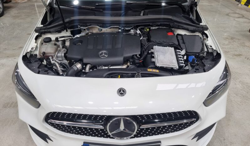 MERCEDES-BENZ Clase B B 200 d 150Cv 2000cc completo