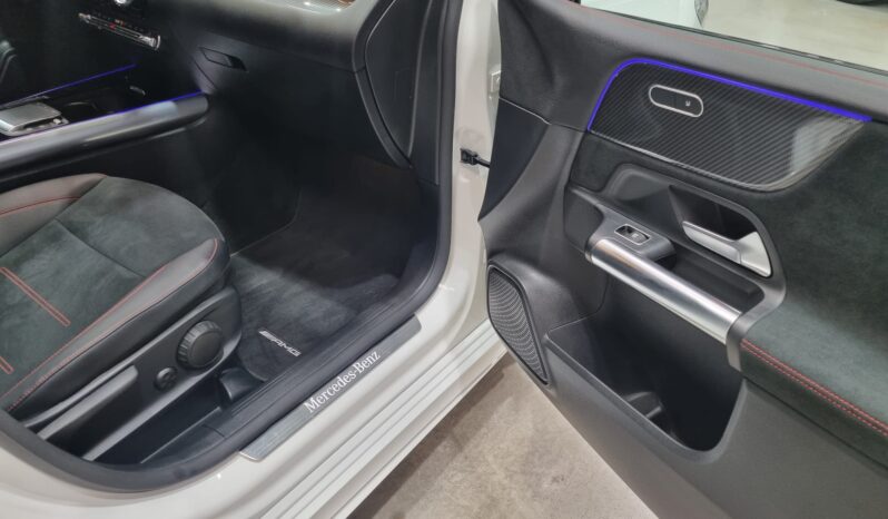 MERCEDES-BENZ Clase B B 200 d 150Cv 2000cc completo
